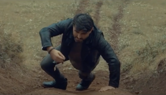 Tuncay SARI-Dönmüyor Geri